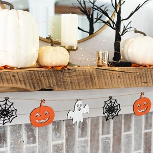 Halloween Garland, Indoor Halloween Decor, Halloween Farmhouse Decor, Halloween Mantle,Halloween Banner,Fall Garland,Halloween Fireplace