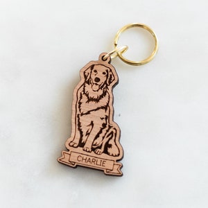 Custom Golden Retriever Dog KeyChain, Personalized Pet Keychain, Custom Gift for Dog Lovers, Golden Retriever Gift, Stocking Stuffer