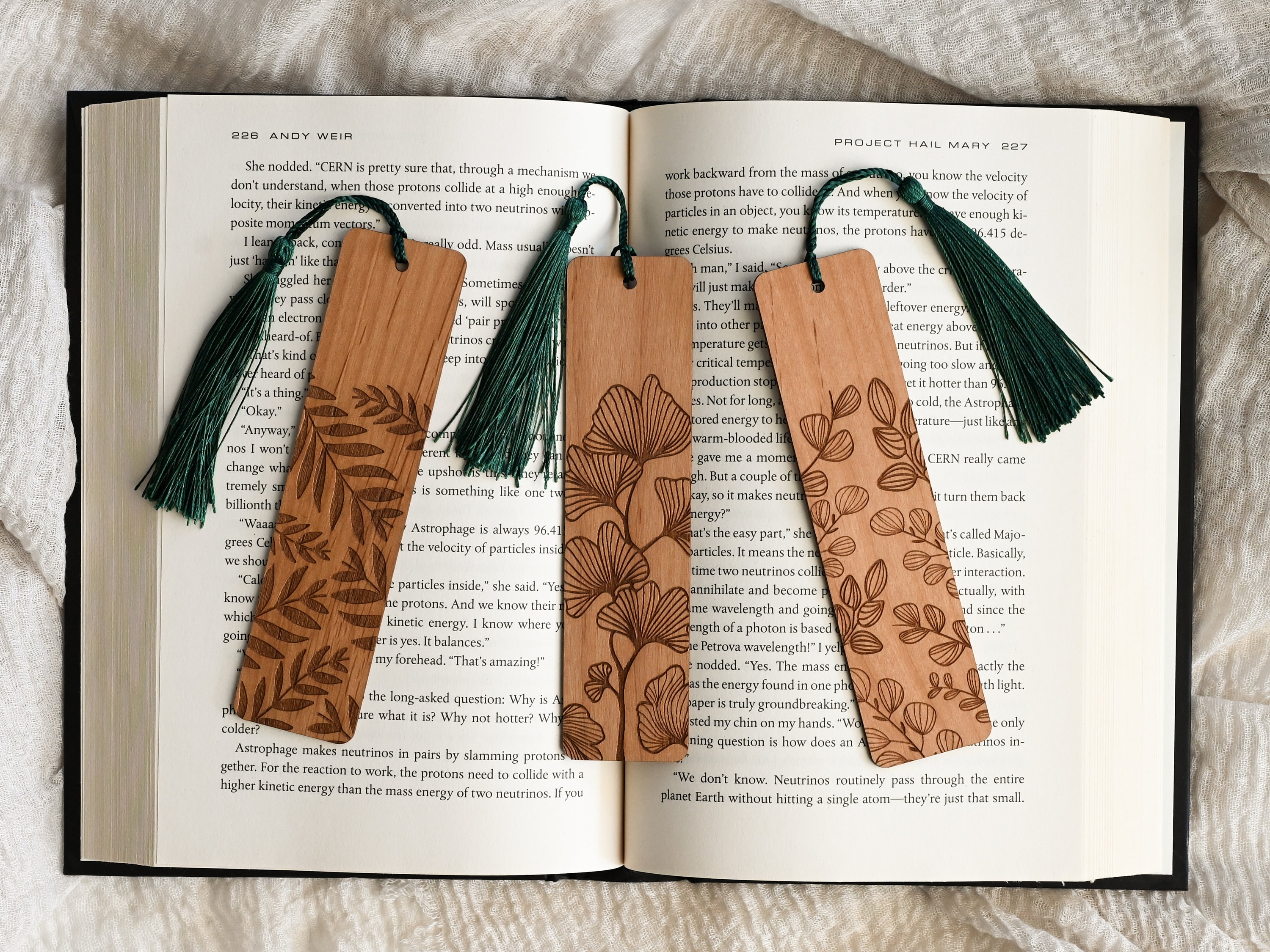 1pc Ribbon Bookmark Ribbon Color marker Leather bookmark Page marker Color  ribbon Fiction book Reading Learning Office accessories