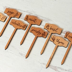 Engraved Garden Markers, Garden Tags, Herb Labels, Planter Stakes, Plant Stake Markers, Veggy Garden, Garden Lover Christmas Gift image 4