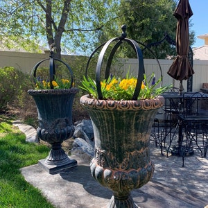 Garden Globes (Set of 2 Globes) (3 rings)