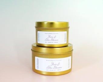 Vela de cera de soja vertida a mano con yuzu y flor de loto