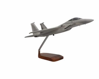 Modelo grande de caoba del McDonnell Douglas F-15A Eagle