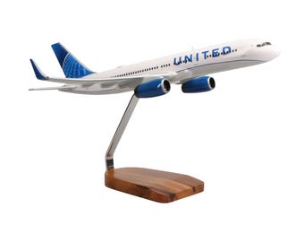 Maqueta grande de caoba del Boeing 757-200 de United Airlines