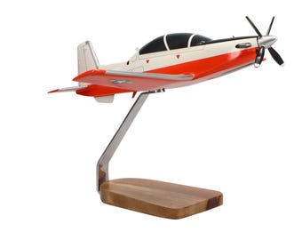 Raytheon T-6A Texan II U.S. Navy Medium Mahogany Model