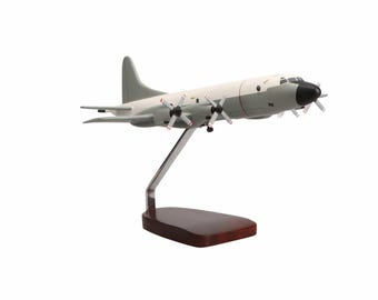 Lockheed Martin P-3C Orion (Blanco/Gris de alta visibilidad) Modelo grande de caoba
