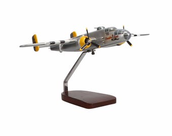 Modelo grande de caoba del B-25J Mitchell "Executive Sweet" de North American