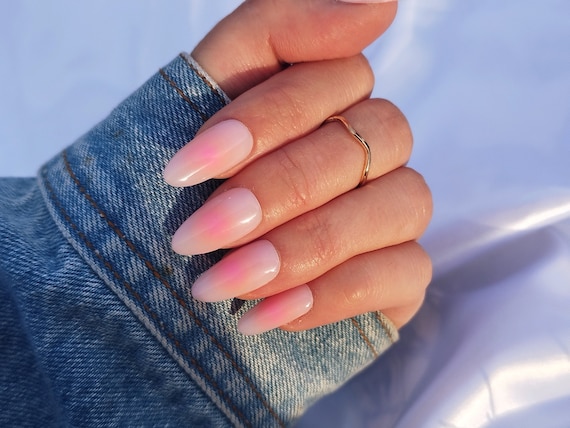 aura almond nails