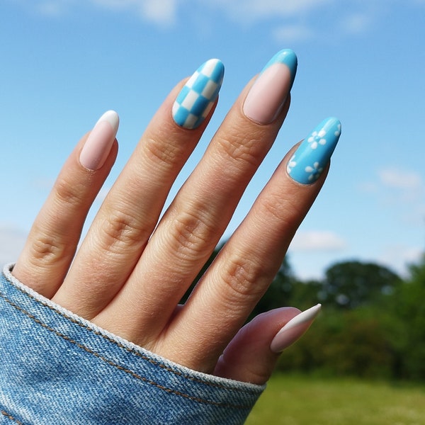 Press on Nails, Baby Blue Check Flower, Almond Coffin, Daisy Checkerboard Pastel, French Tip, Gingham Summer Spring, Long Short, Glue on