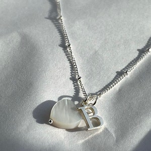 Personalisierte Halskette mit Initial und Herz Anhänger, Sterling Silber Halskette, Geschenke für sie, bedeutungsvolle Geschenke