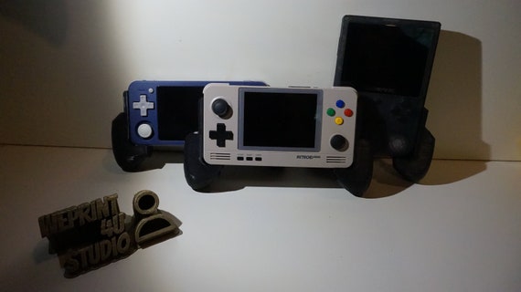 Retroid Pocket 2+ and 2S comparasion pictures : r/retroid