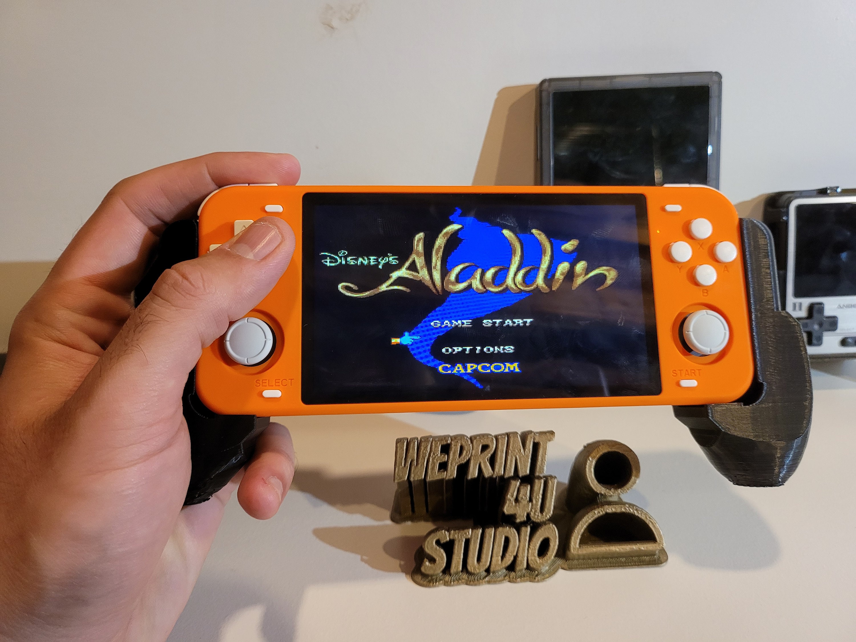 【PowKiddy】RGB10MAX 本体 中華ゲーム機「Powkiddy RGB10 Max」を実機レビュー。PS Vita