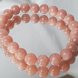 Natural Peach Moonstone 8MM Crystal Stone Jewelry Bracelet. Gemstone Bead Bracelet. Gift for her. Love Bracelet.