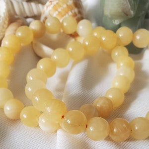 All Natural Yellow Honey Calcite 8MM Crystal Jewelry Bracelet. Gemstone Bead Bracelet.