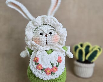 Handmade Crochet Bunny Decor: Organic Cotton, Wooden Base