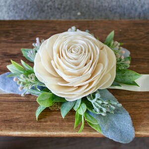 Mariage de corsage de rose blanche, accessoires de mariage de rose d'ivoire, corsage blanc et rose de bal, bracelet de retour à la maison, mariage de printemps été hiver image 2