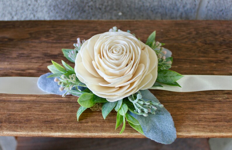 Mariage de corsage de rose blanche, accessoires de mariage de rose d'ivoire, corsage blanc et rose de bal, bracelet de retour à la maison, mariage de printemps été hiver image 2