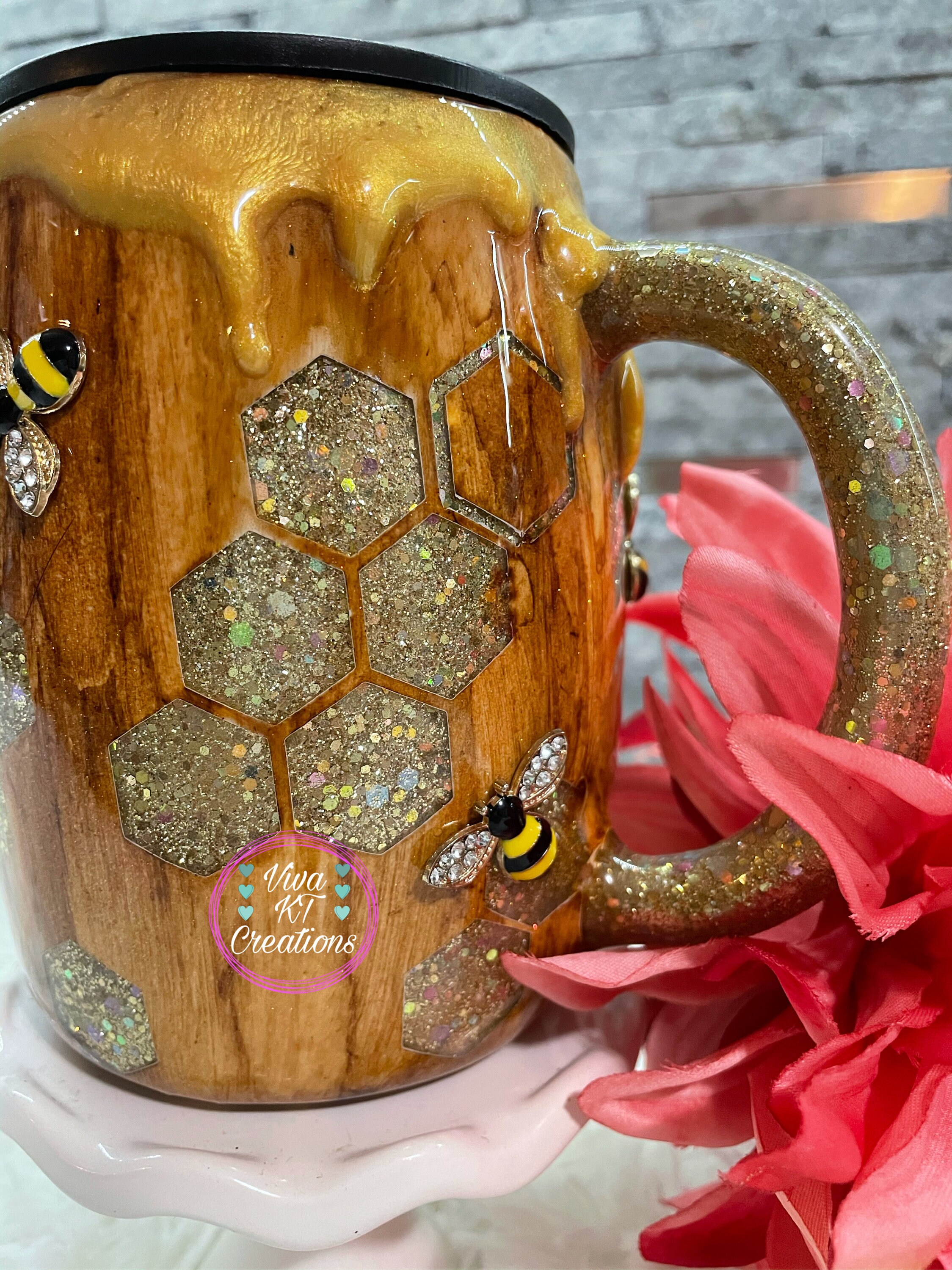 Queen Bee mug with lid glitter epoxy mug Coffee queen bee Etsy