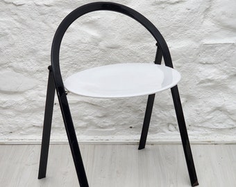 Lacquered Metal Folding Chair in White and Black by Giorgio Cattelan for Cidue | Italian Postmodern Design | 1970s