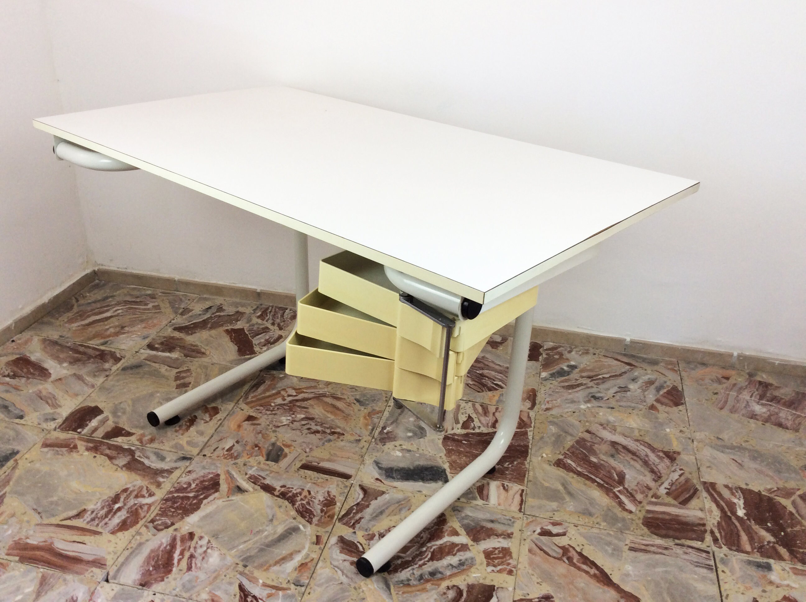 Writing Desk by Joe Colombo for Bieffeplast 1960's | Etsy Israel