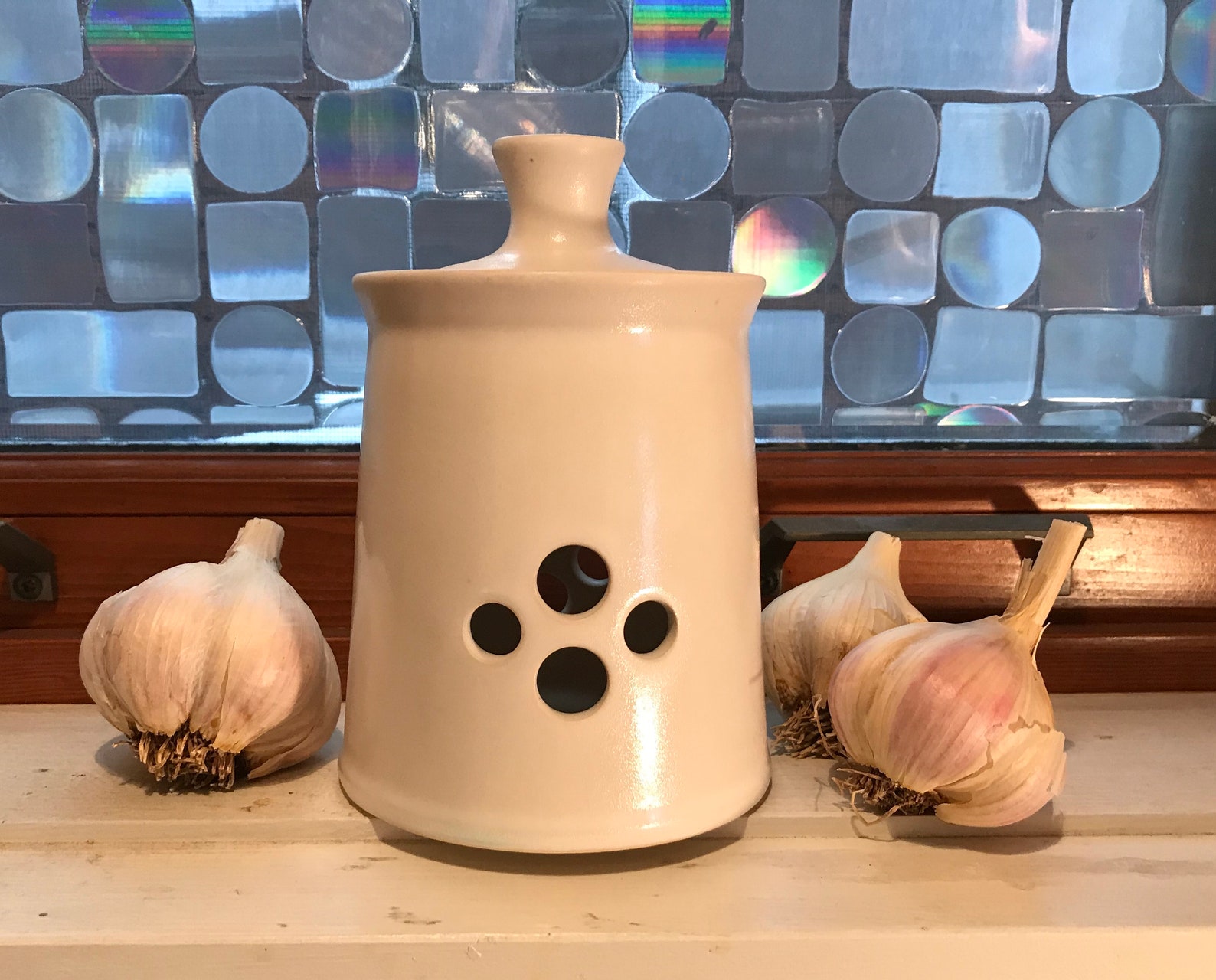 Garlic Pot Garlic Holder Ceramic Garlic Keeper Pottery Etsy