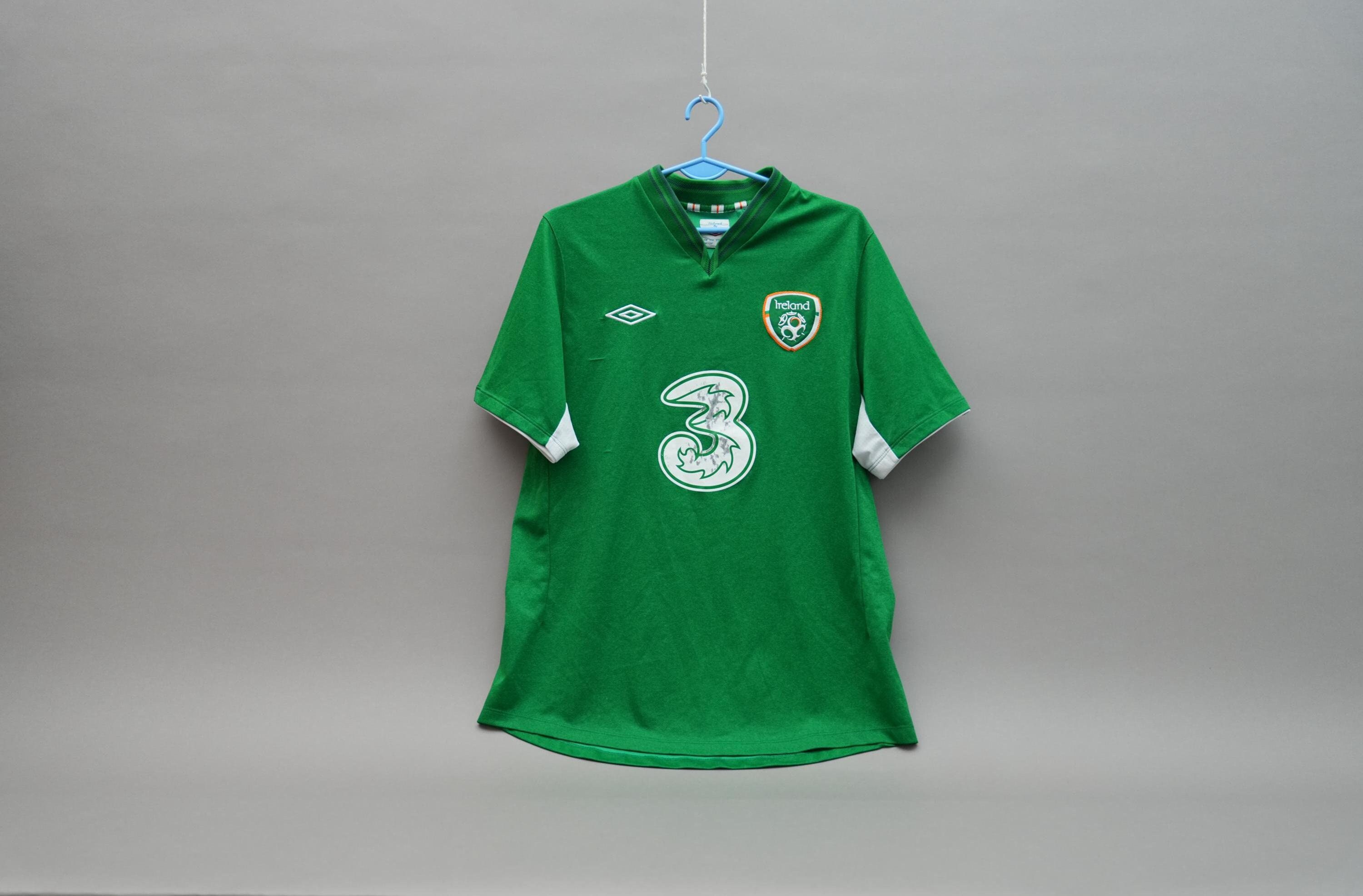 Vintage Y2k UMBRO Football T-shirt Size 42 L - Etsy