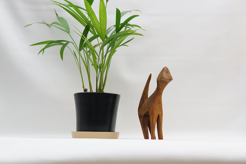 Mid-Century Modern WOODEN CAT SCULPTURE Handmade Figurine Rustical 60s 70s 80s Dannish Style Figure Cat Lover Decorative Object Gift mcm
