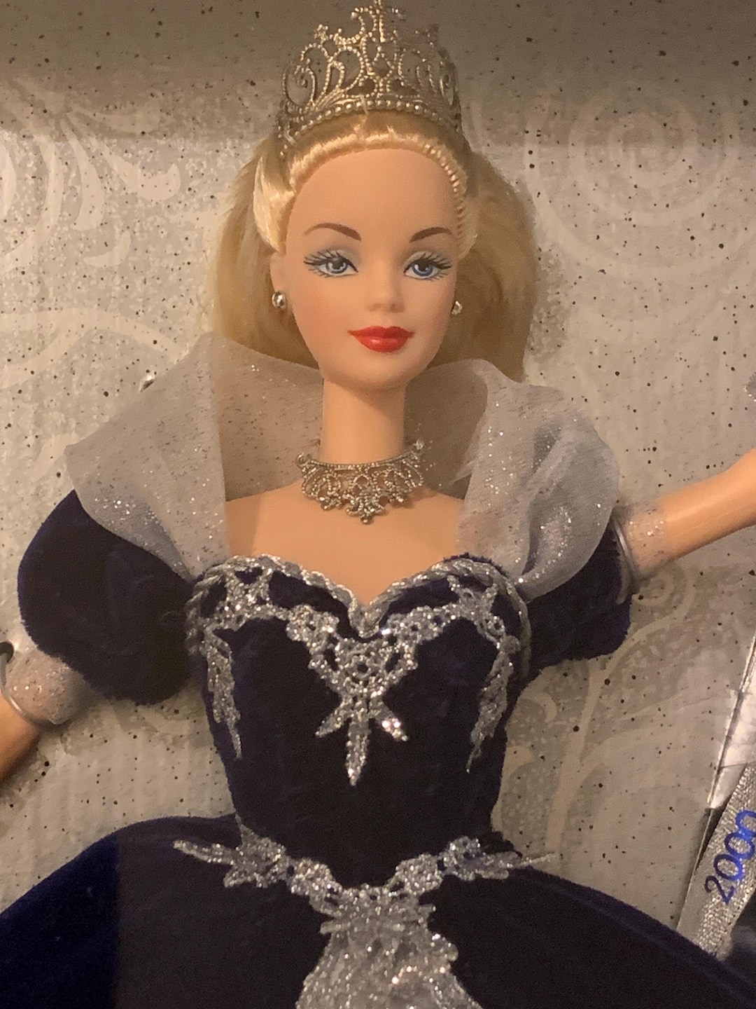 Millennium Princess Barbie 2000 - Special Millenium Edition - 24154 ...