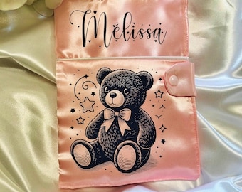 Copertina personalizzata in raso per libretto sanitario per neonati con disegno orsetto