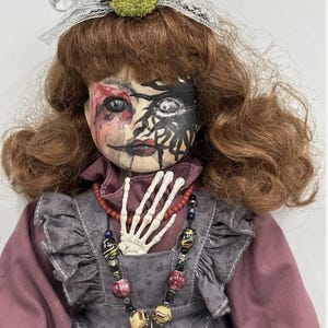 OOAK Art Doll « Parme » 40,8 cm Wicca Doll Oddity Reborn Creepy Bizarre Original