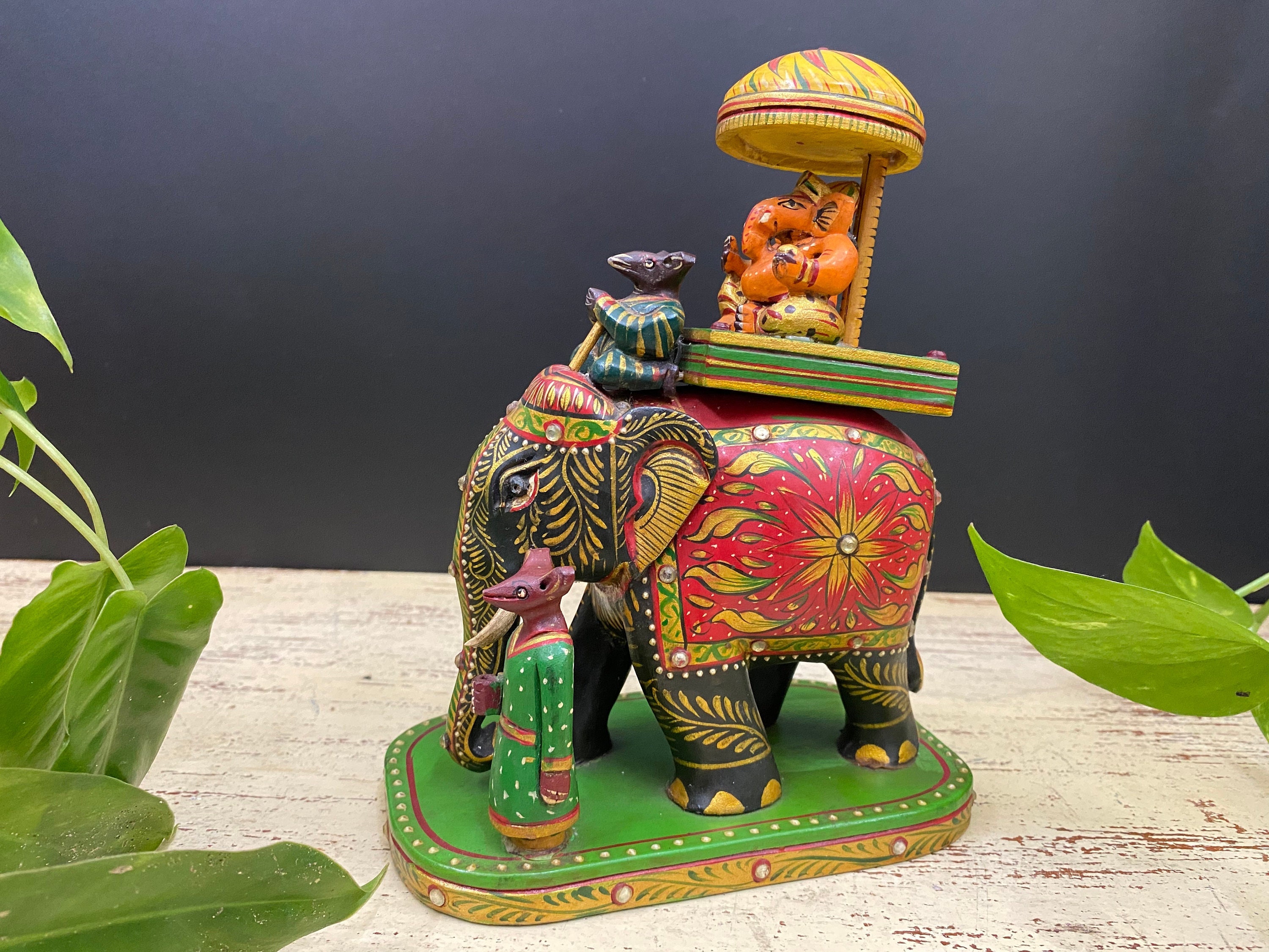 Wooden elephant statue Hand carving handicrafts artifacts home decor collectibles gifts Indian art
