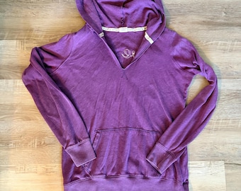 Vintage 2010 Victoria's Secret PINK Purple V-Neck Spellout Hoodie - Size Medium