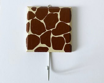 Hand Painted Giraffe Print Wooden Wall Hook: Animal Decor