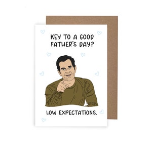 Tarjeta del Día del Padre con temática de Modern Family, tarjeta del Día del Padre de Phil Dunphy, Día del Padre con pocas expectativas, tarjeta A6 con temática de televisión para papá