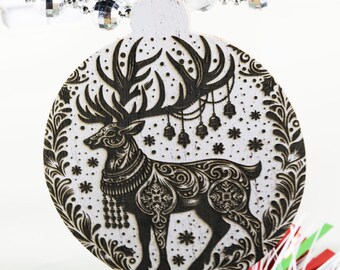 Ozdoba renifer - wykończenie w drewnie