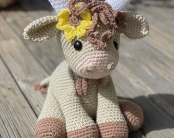 Highland cow, baby highland cow gift, highland cow gift idea, baby shower gift, country gift idea, cow stuffy, cow stuffed animal, cow toy