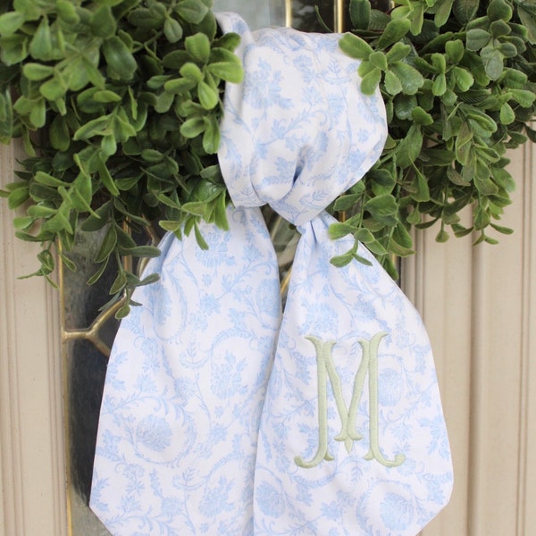 Blue Spring Toile Wreath Sash, Boxwood Wreath Sash, Front Door Decor, Home Decor, Bridal Gift, Wreath Decor