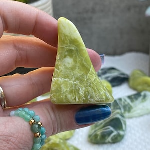 Large Tumbled Noble Serpentine, polished Serpentine, Big Healerite Tumbled Stone , Healing Crystals, Chakra Crystals