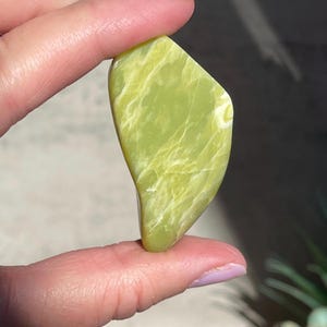 Large Tumbled Noble Serpentine, polished Serpentine, Big Healerite Tumbled Stone , Healing Crystals, Chakra Crystals