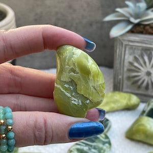 Large Tumbled Noble Serpentine, polished Serpentine, Big Healerite Tumbled Stone , Healing Crystals, Chakra Crystals