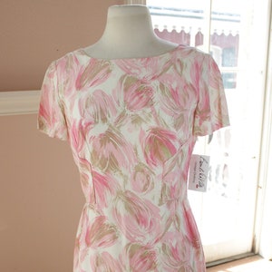 Vintage Mod Pink Floral 50s 60s image 1