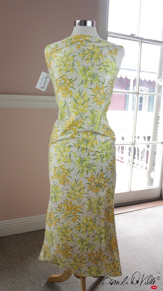 Vintage 1960s yellow floral Gem