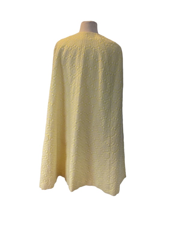 Vintage 60s cape pale yellow medium large beautif… - image 2
