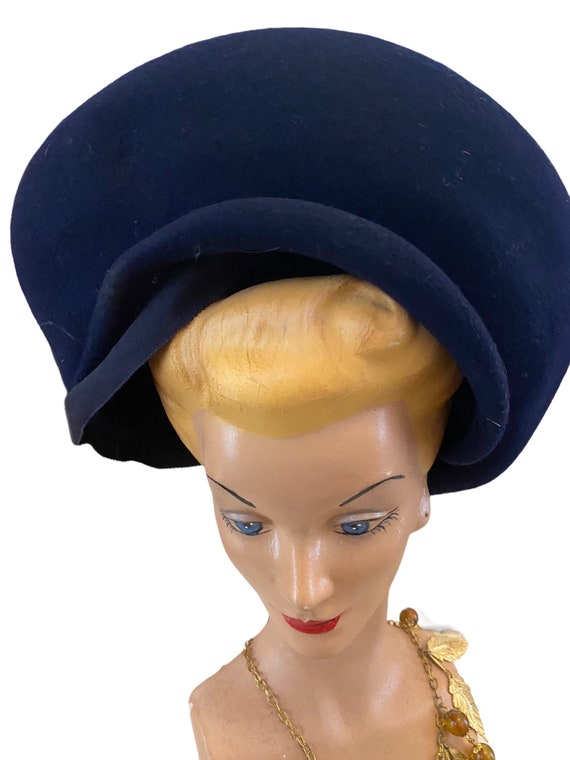 Vintage 40s beret navy blue gorgeous Deco avant-ga