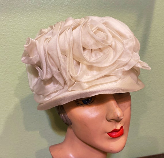 50s Vintage Bridal chiffon floral bucket hat - image 2