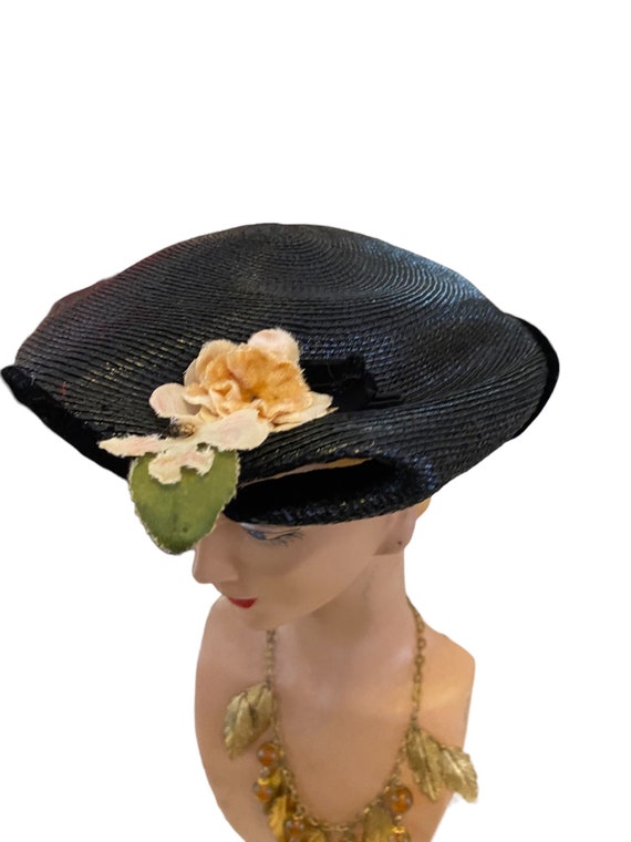 Vintage 40s hat black with flowers - image 1
