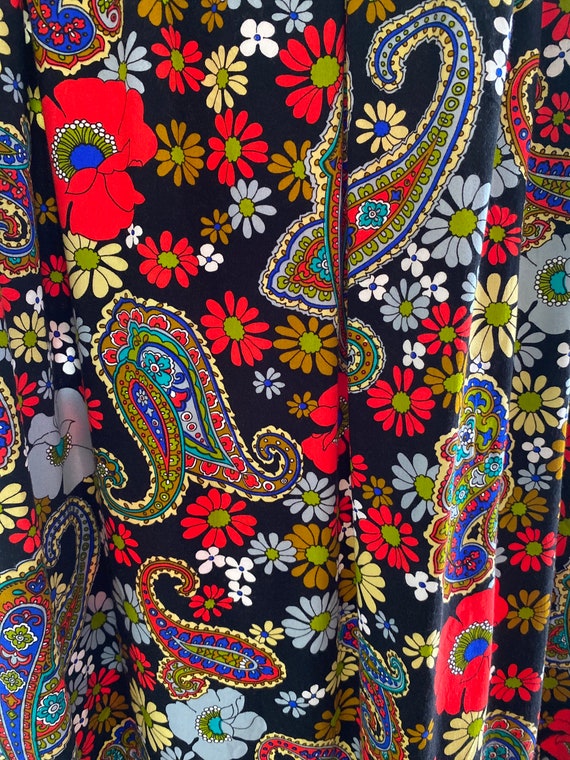 Vintage 60s Psychedelic Velvet floral Maxie Small… - image 3