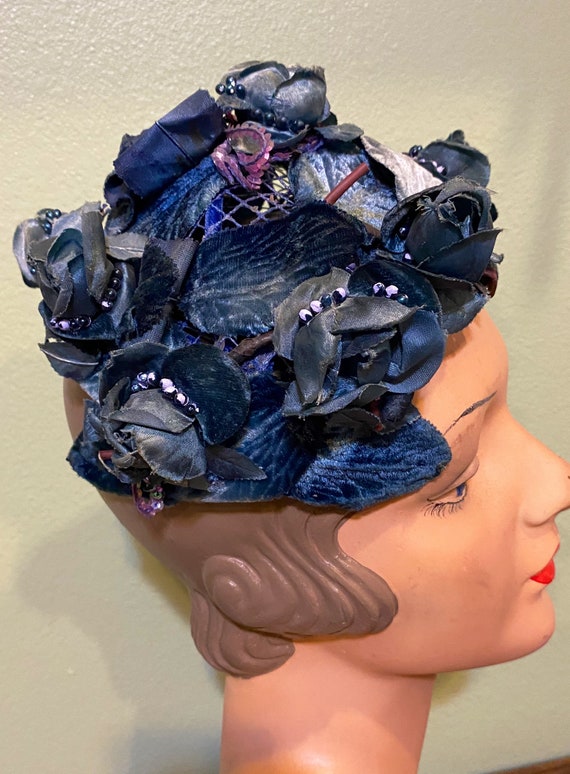 Vintage Blue floral vintage 40s fascinator hat - image 4