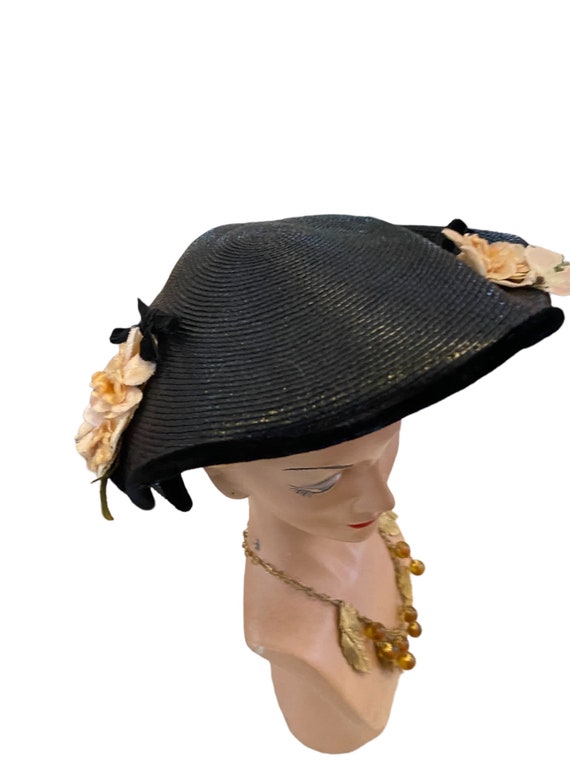 Vintage 40s hat black with flowers - image 4