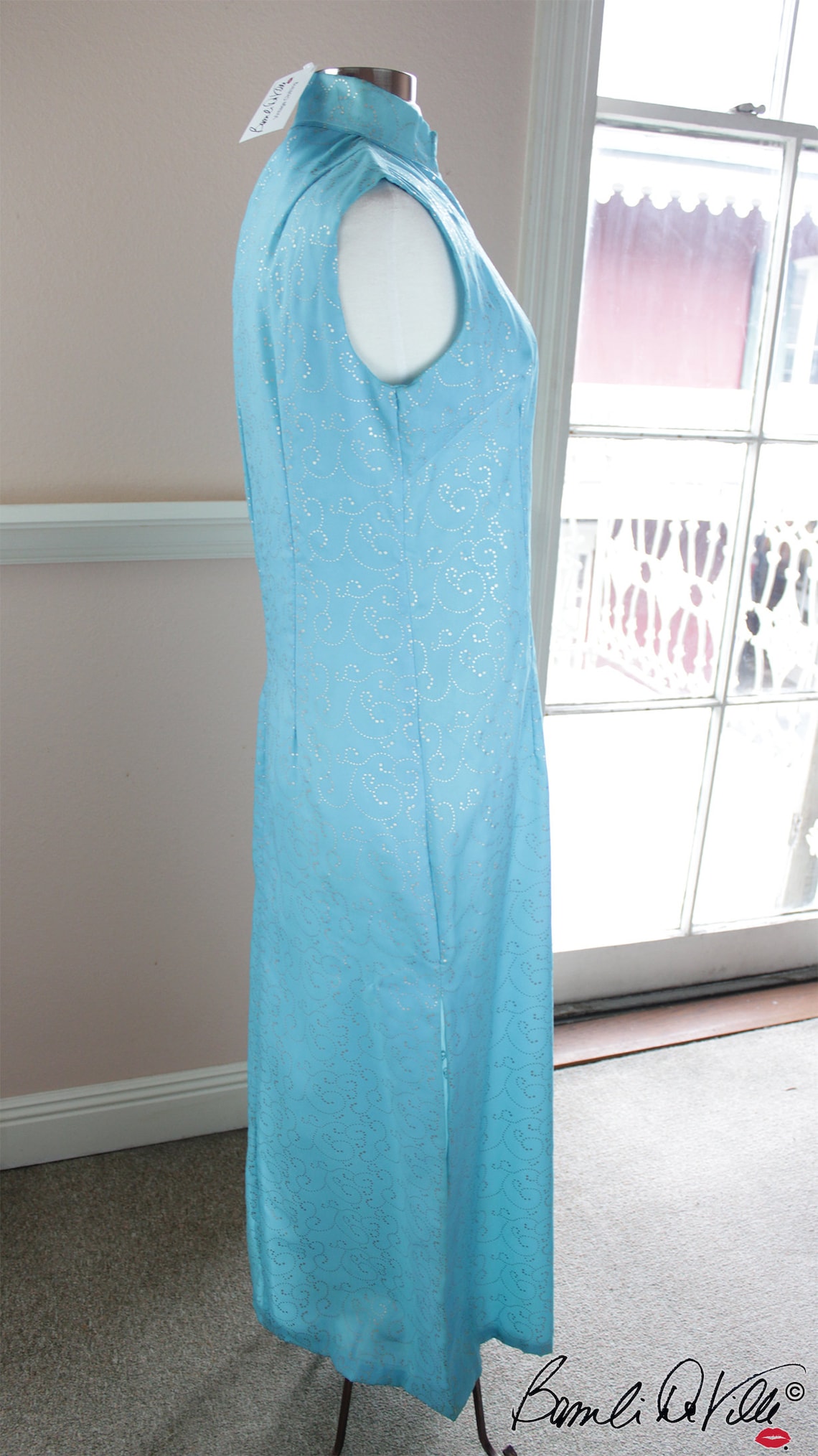hostess gown